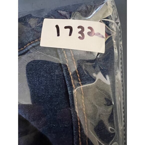 Old Navy Womens Dark Blue Denim Jean Shorts Size 8 With Rolled Cuffs & Pockets - Picture 9 of 9